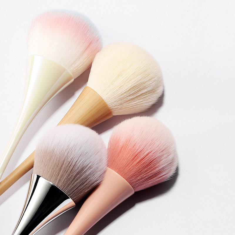 Dust Cleaning Nail Brush Manic - Beauty Flower Makeup review and price